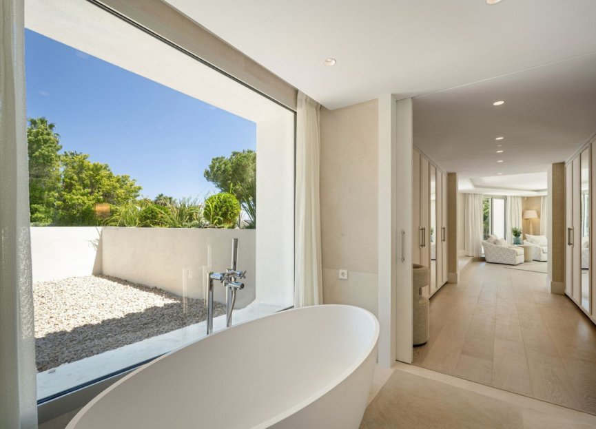 Resale - House - Detached Villa - Marbella - Nagüeles