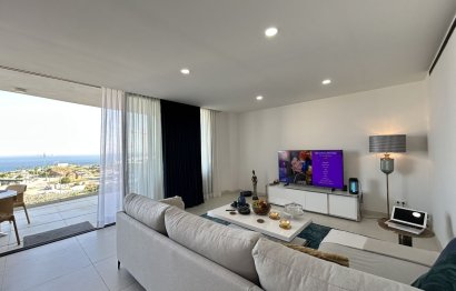 Resale - Apartment - Middle Floor Apartment - Fuengirola - Higueron