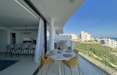 Resale - Apartment - Middle Floor Apartment - Fuengirola - Higueron