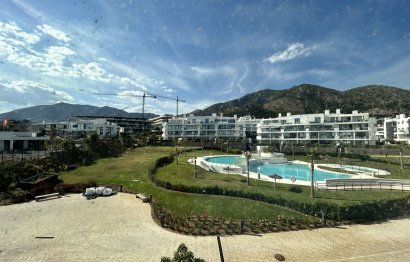 Resale - Apartment - Middle Floor Apartment - Fuengirola - Higueron