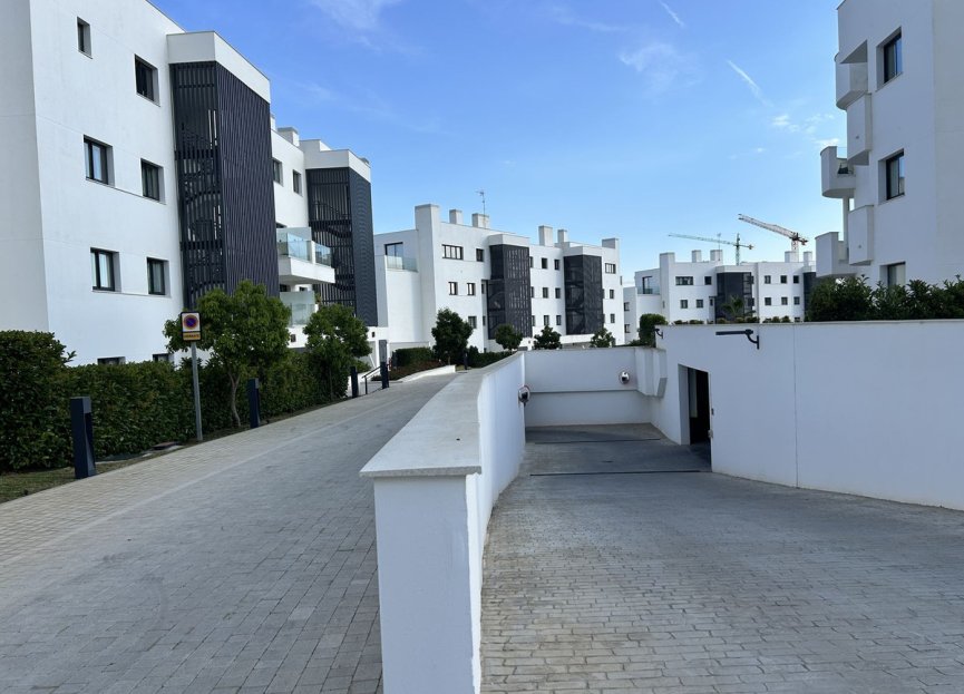 Resale - Apartment - Middle Floor Apartment - Fuengirola - Higueron