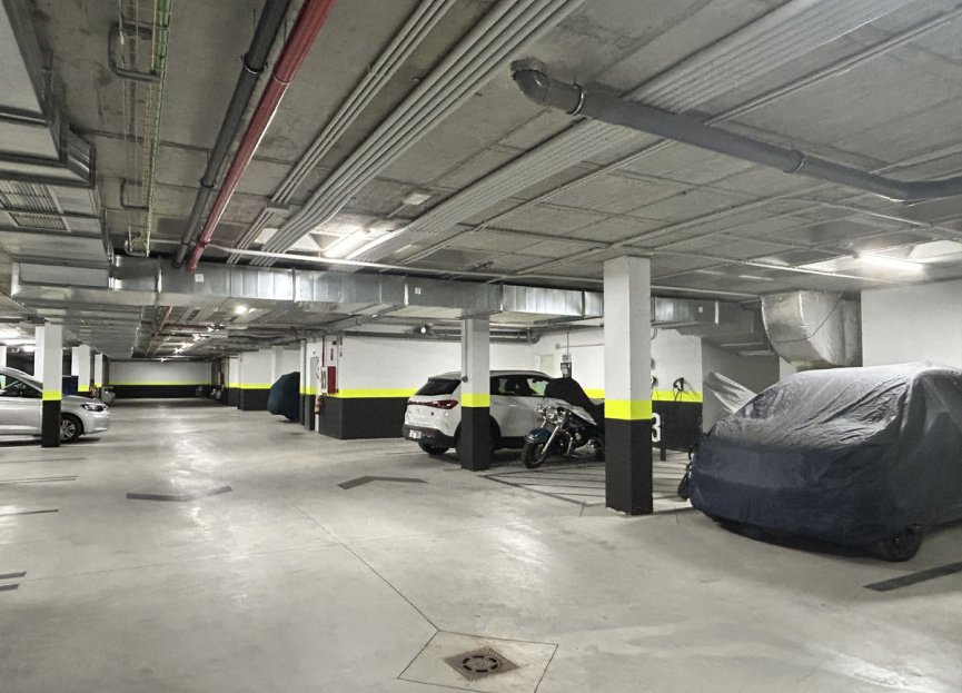 Resale - Apartment - Middle Floor Apartment - Fuengirola - Higueron