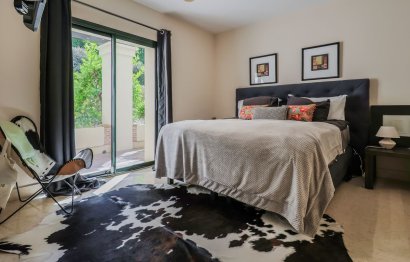 Resale - Apartment - Middle Floor Apartment - Benahavís - Benahavís Centro