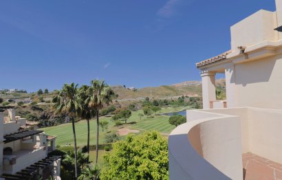 Resale - Apartment - Middle Floor Apartment - Benahavís - Benahavís Centro