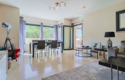 Resale - Apartment - Middle Floor Apartment - Benahavís - Benahavís Centro