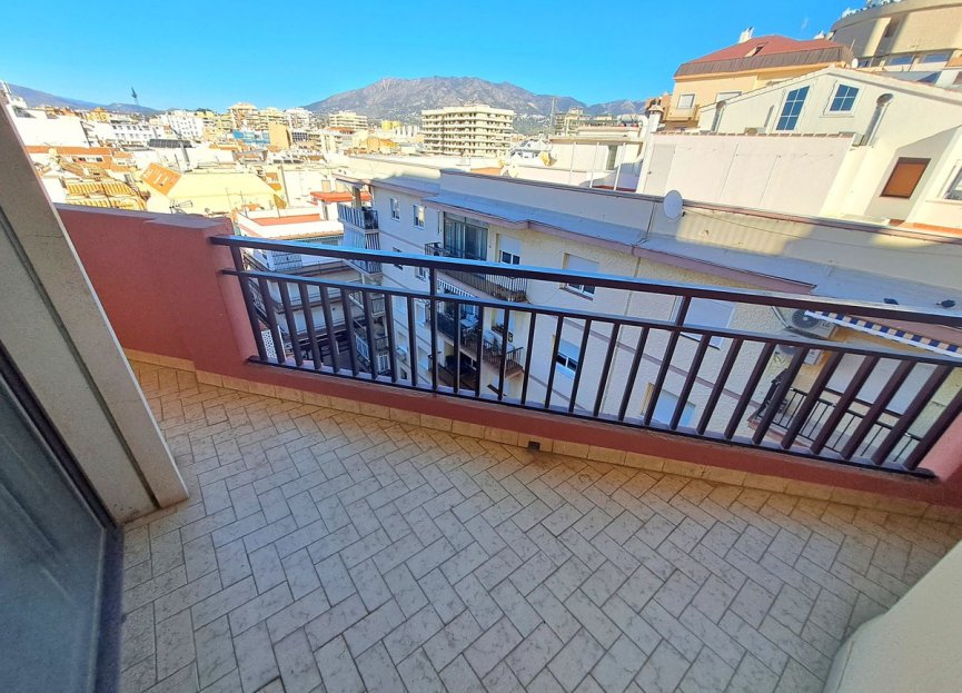 Resale - Apartment - Middle Floor Apartment - Fuengirola - Fuengirola Centro