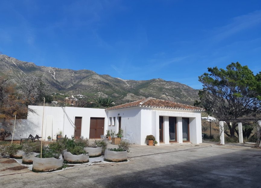 Resale - House - Detached Villa - Mijas - Mijas Centro