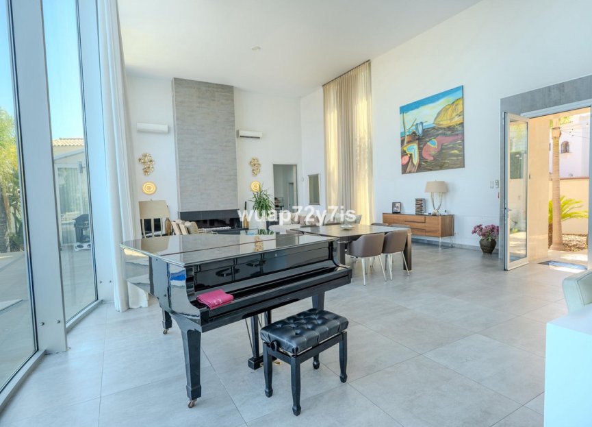 Reventa - House - Detached Villa - Benahavís - Benahavís Centro