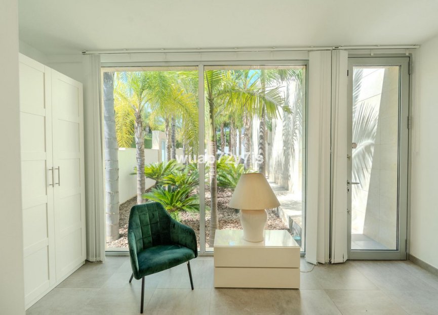 Reventa - House - Detached Villa - Benahavís - Benahavís Centro