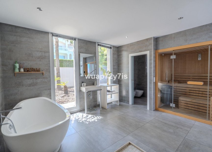 Reventa - House - Detached Villa - Benahavís - Benahavís Centro