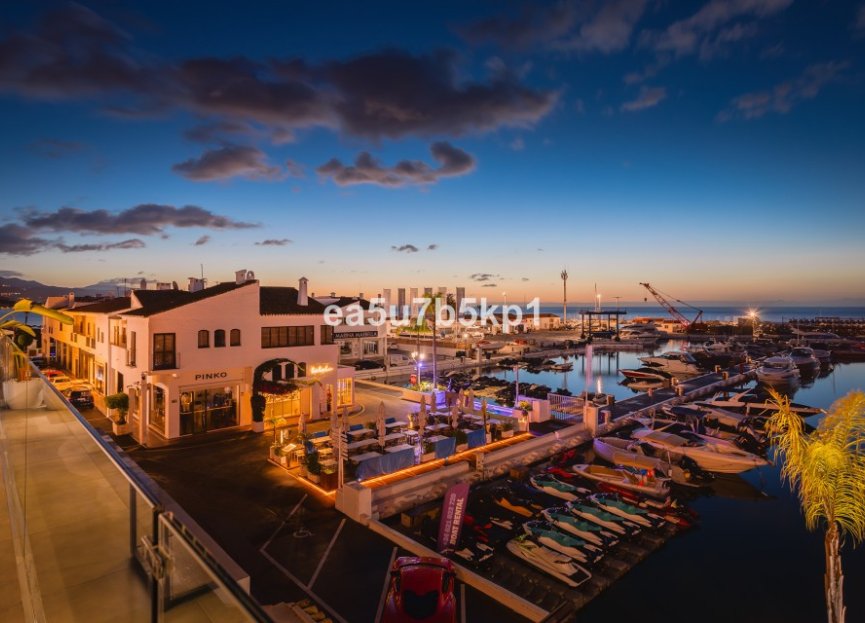 Resale - Apartment - Penthouse - Marbella - Puerto Banús