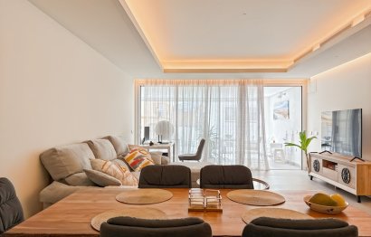 Resale - Apartment - Middle Floor Apartment - Estepona - Estepona Centro