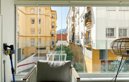 Resale - Apartment - Middle Floor Apartment - Estepona - Estepona Centro