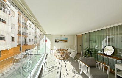 Resale - Apartment - Middle Floor Apartment - Estepona - Estepona Centro