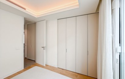 Resale - Apartment - Middle Floor Apartment - Estepona - Estepona Centro