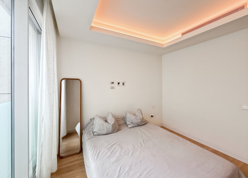 Resale - Apartment - Middle Floor Apartment - Estepona - Estepona Centro