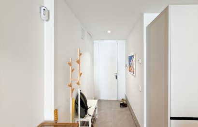 Resale - Apartment - Middle Floor Apartment - Estepona - Estepona Centro