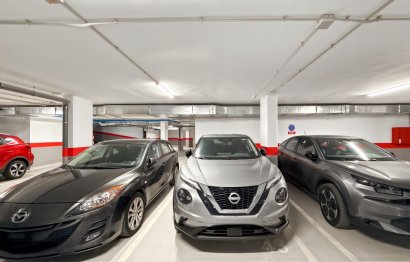 Resale - Apartment - Middle Floor Apartment - Estepona - Estepona Centro