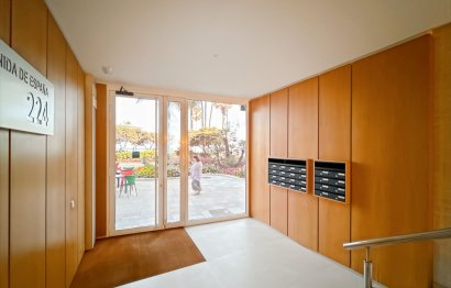 Resale - Apartment - Middle Floor Apartment - Estepona - Estepona Centro