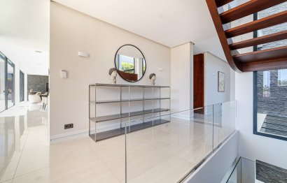 Resale - House - Detached Villa - Marbella - Nueva Andalucia