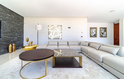 Resale - House - Detached Villa - Marbella - Nueva Andalucia