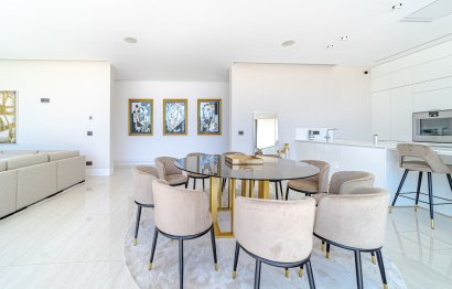 Resale - House - Detached Villa - Marbella - Nueva Andalucia