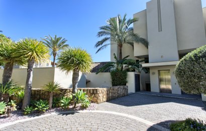 Resale - Ground floor apartment - Marbella - The Golden Mile