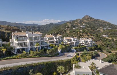 Resale - Apartment - Middle Floor Apartment - Benahavís - Benahavís Centro