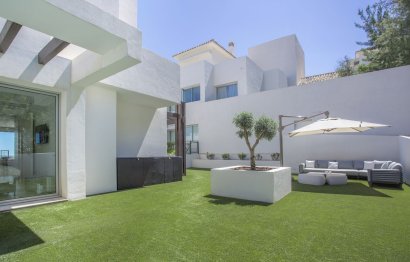 Resale - Apartment - Middle Floor Apartment - Benahavís - Benahavís Centro