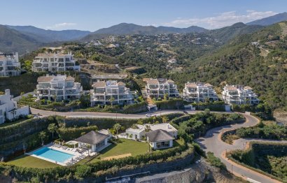 Resale - Apartment - Middle Floor Apartment - Benahavís - Benahavís Centro