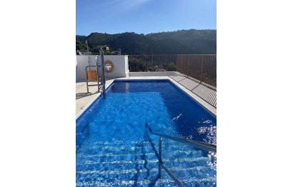 Resale - Apartment - Middle Floor Apartment - Benahavís - Benahavís Centro