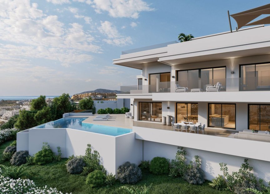 Resale - House - Detached Villa - Estepona - Estepona Centro