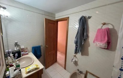 Resale - Apartment - Top Floor Apartment - Estepona - Estepona Centro