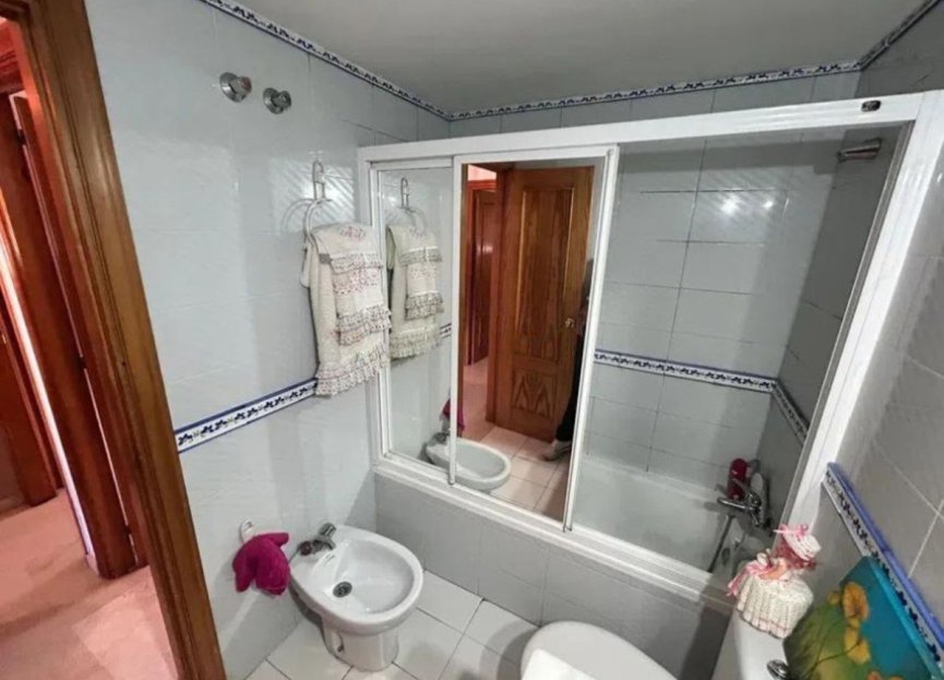 Resale - Apartment - Top Floor Apartment - Estepona - Estepona Centro