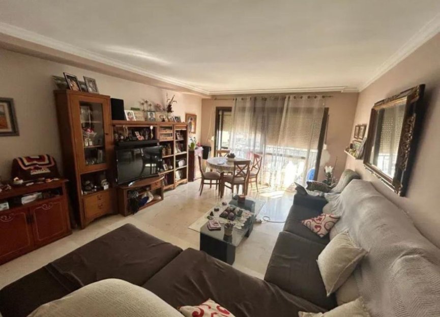 Resale - Apartment - Top Floor Apartment - Estepona - Estepona Centro