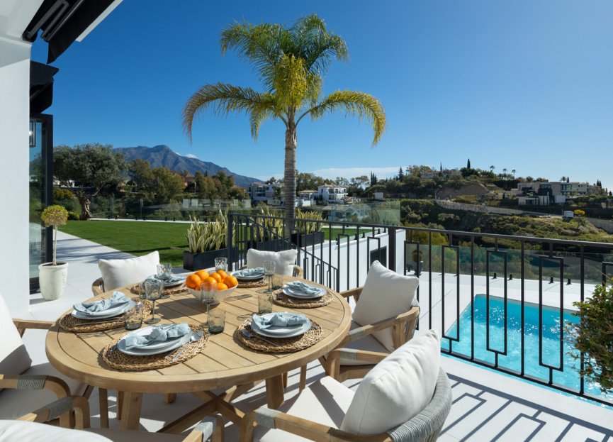 Resale - House - Detached Villa - Benahavís - La Quinta