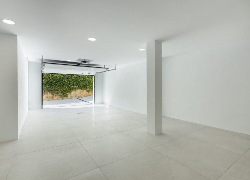 Resale - House - Detached Villa - Benahavís - La Quinta