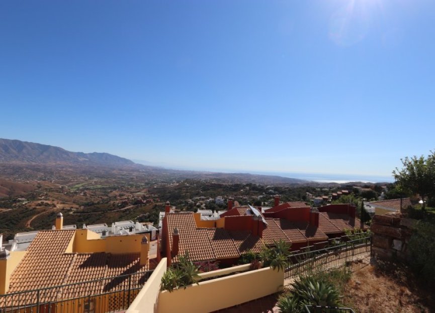 Resale - House - Townhouse - Marbella - La Mairena