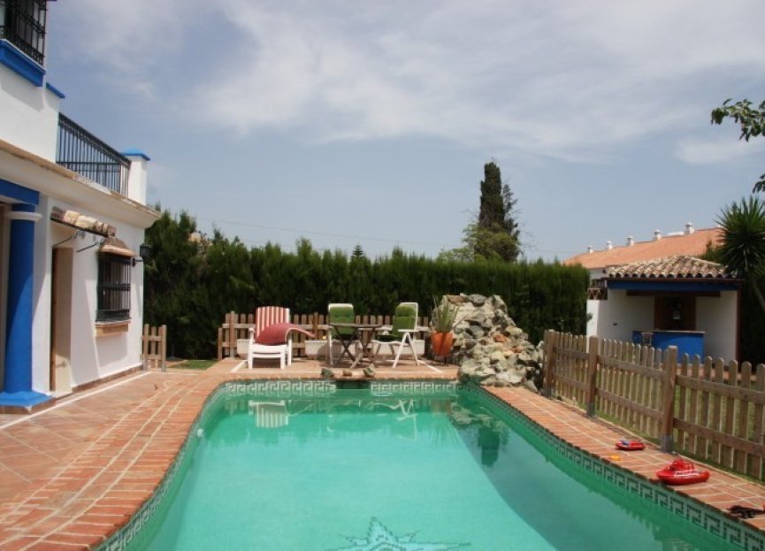 Resale - House - Detached Villa - Marbella - Marbella Centro