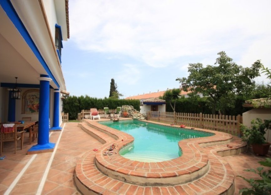 Resale - House - Detached Villa - Marbella - Marbella Centro