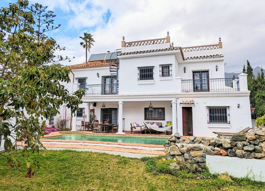 Resale - House - Detached Villa - Marbella - Marbella Centro