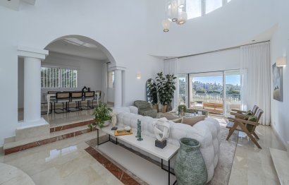 Reventa - House - Detached Villa - Marbella - Nueva Andalucia