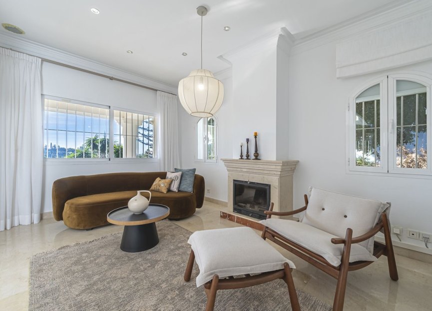 Reventa - House - Detached Villa - Marbella - Nueva Andalucia