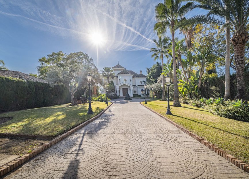 Reventa - House - Detached Villa - Marbella - Nueva Andalucia