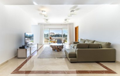 Reventa - House - Detached Villa - Marbella - Nueva Andalucia