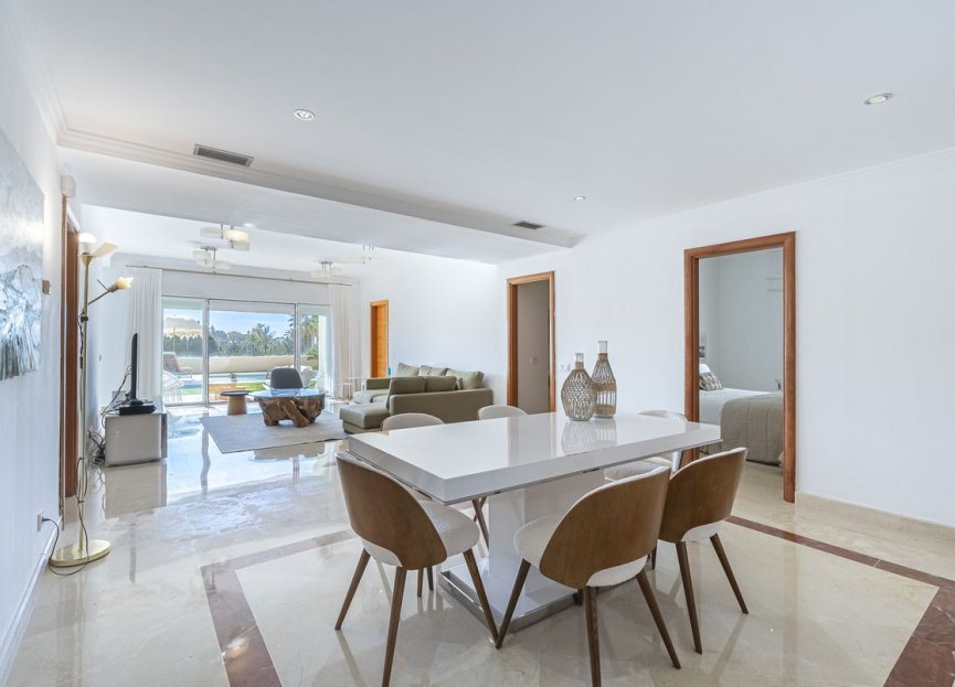 Reventa - House - Detached Villa - Marbella - Nueva Andalucia