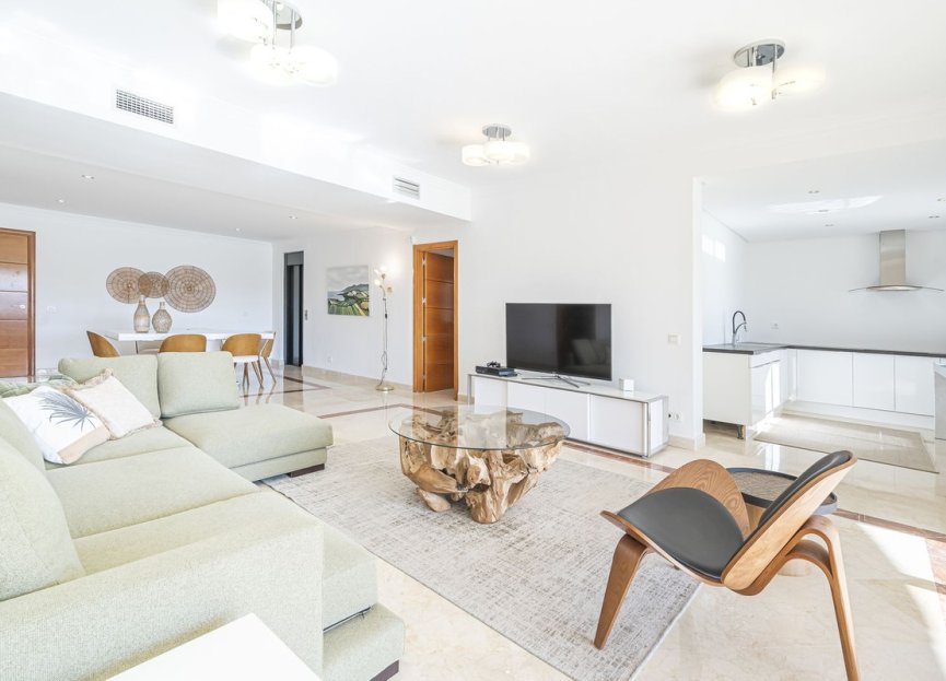 Reventa - House - Detached Villa - Marbella - Nueva Andalucia