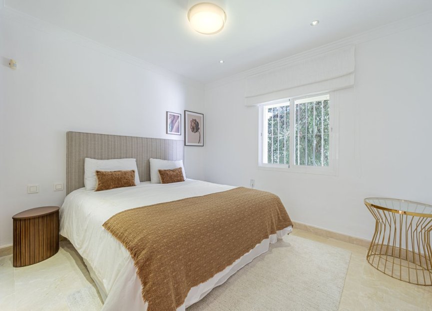 Reventa - House - Detached Villa - Marbella - Nueva Andalucia