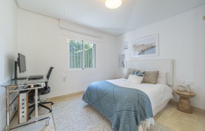 Reventa - House - Detached Villa - Marbella - Nueva Andalucia