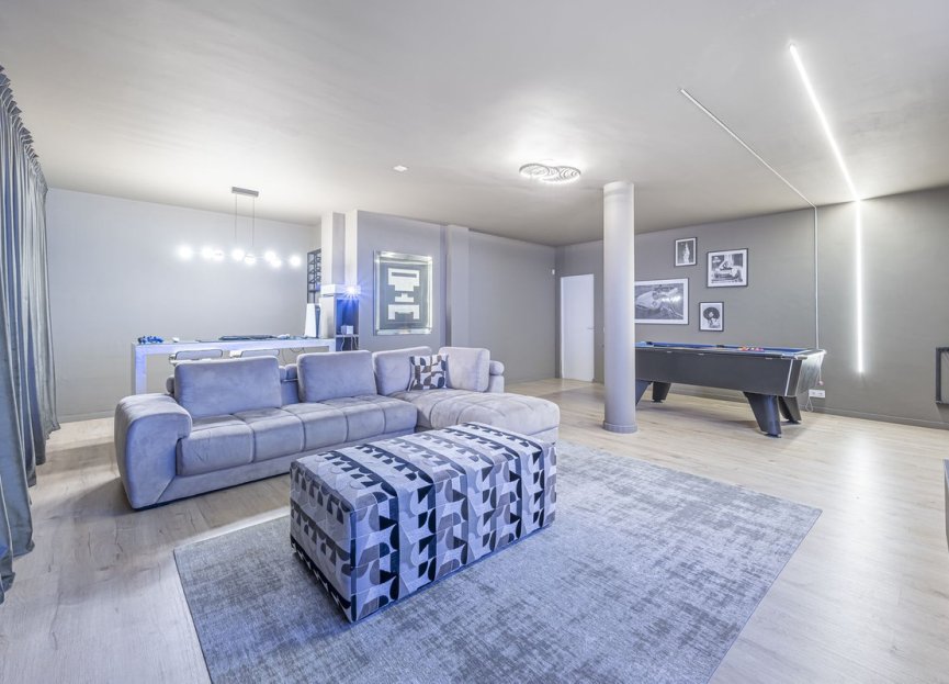 Reventa - House - Detached Villa - Marbella - Nueva Andalucia